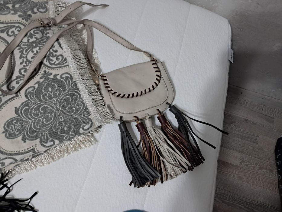 Продам покрывало 3шт на кровать