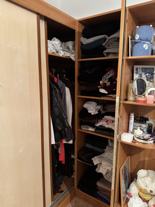 Продам уголовой шкаф