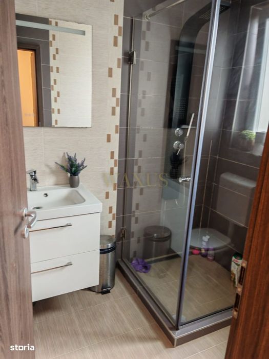 Apartament 3 camere, parter inalt, loc de parcare, zona Exterior Vest