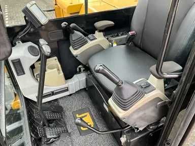 Excavator Caterpillar 305.5E2 2018