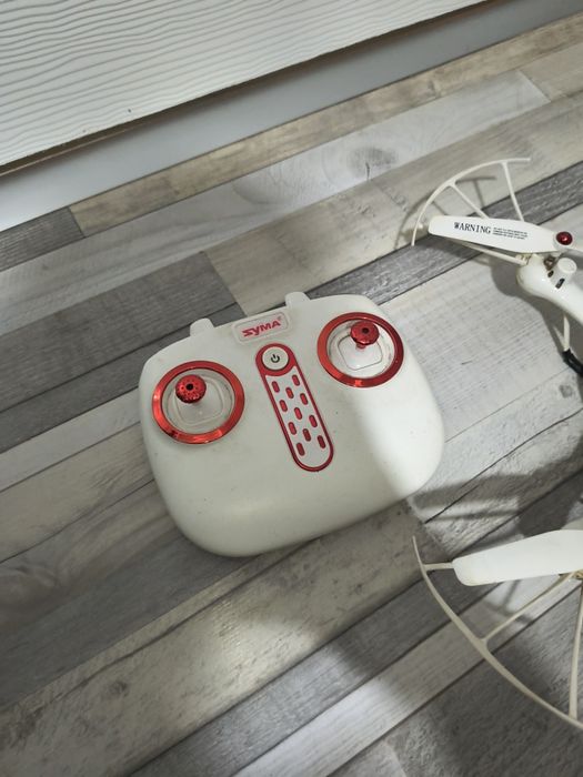 Дрон zyma в идеално състояние