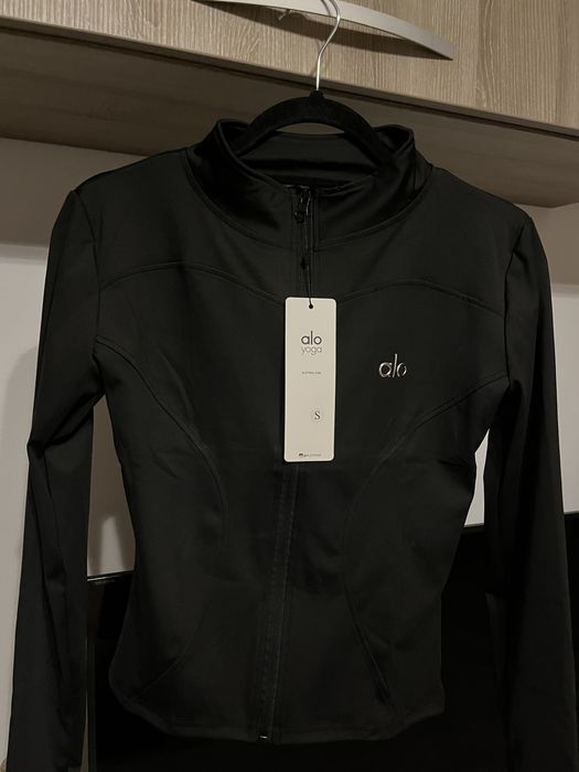 Jacheta sport ALO YOGA