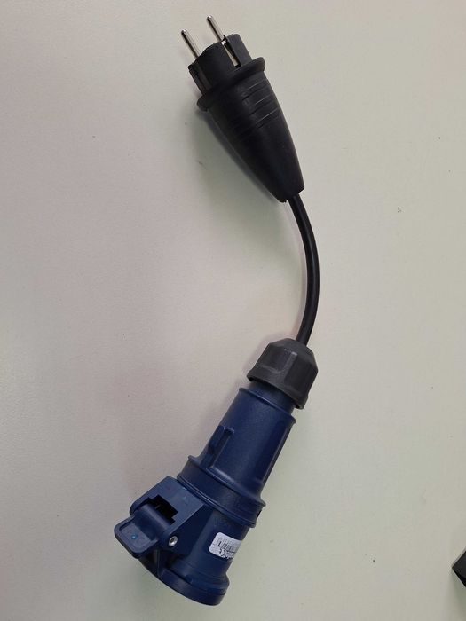 Adaptor C19 Priza industriala, Industrial socket adapters