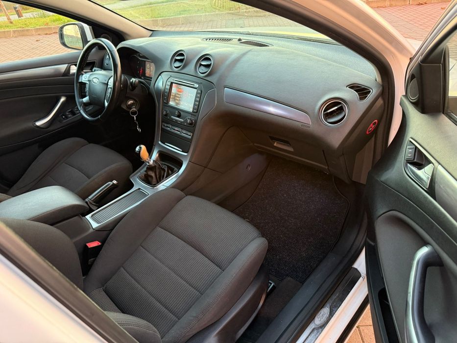 "Ford  Mondeo*An 2012*2.0 Motorina*140 CP*Euro 5*NAVI*