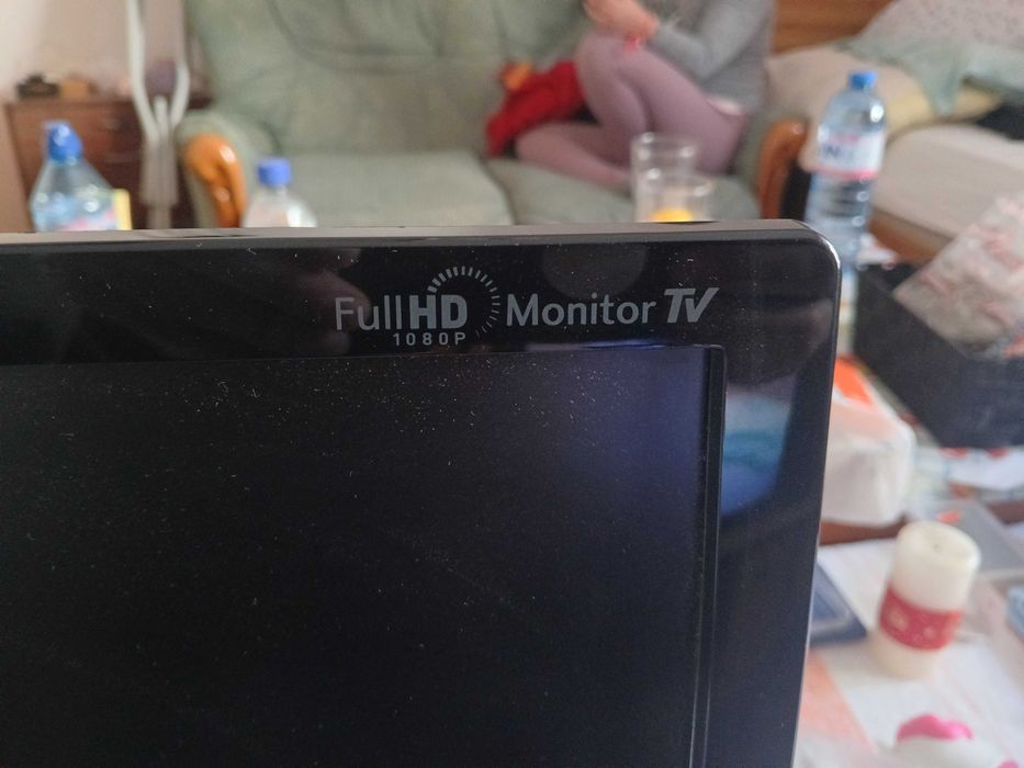 Продавам телевизор