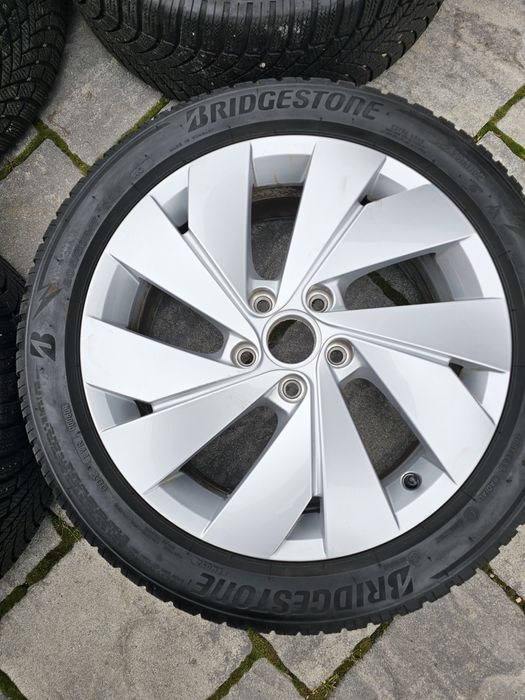 Jante originale VW r17  Belmont cu cauciucuri de iarna