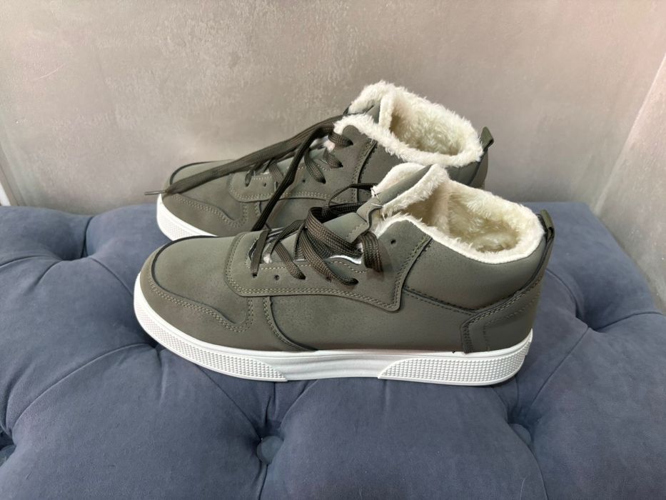 Продам обувь Новая