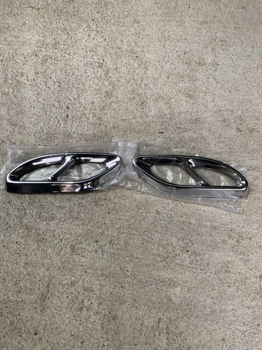 Ornamente de evacuare pentru Mercedes