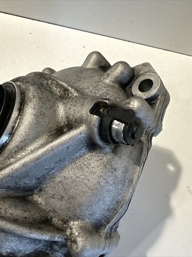 Преден диференциал за BMW F10 F11 530xd 245HP (2012) предавателно число 2.47 7584518