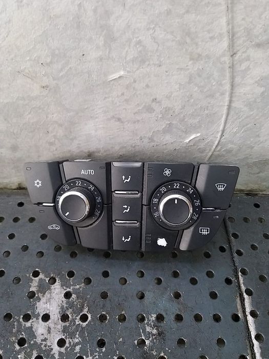 Panou comanda clima ac opel astra j 13343707 28265987
