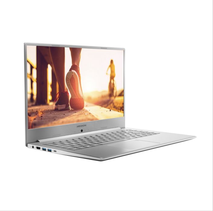 Лаптоп Intel Core i5 Medion
