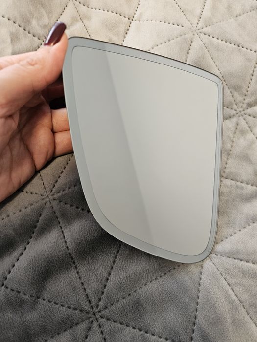 Огледало Tesla model Y