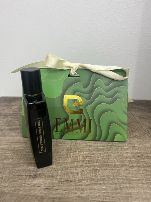 Парфюм Emmi Extrait de Parfum