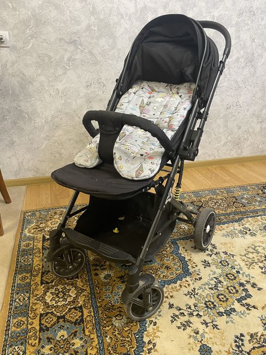Продам коояску детскую черную