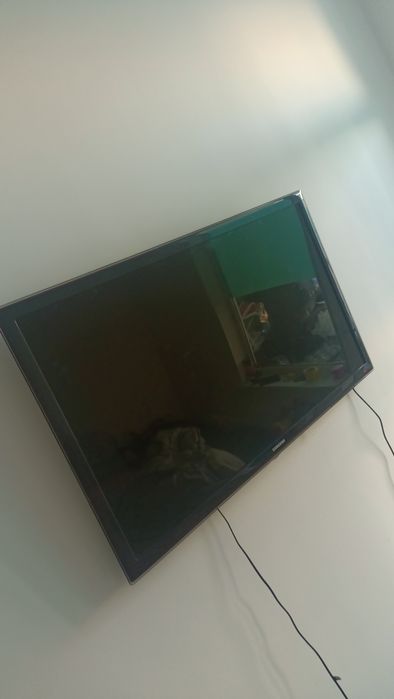 продам большой телевизор смарт самсунг