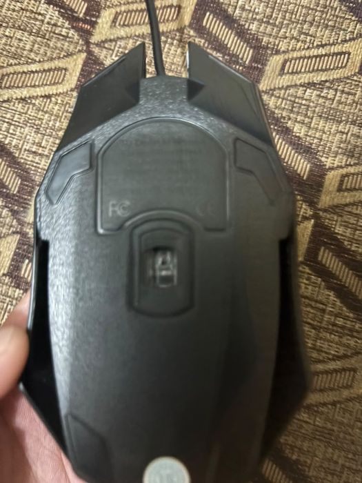 Продам мышку игровая