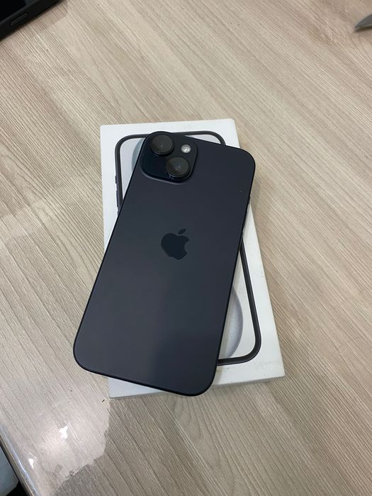 Продам iPhone 15 айфон 15