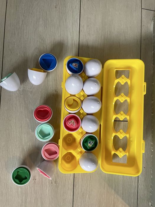 Little Tikes-сортер 12 бр яйца