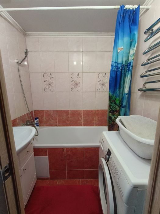 2-х ком.квартира, район ЦУМа, 1 школы