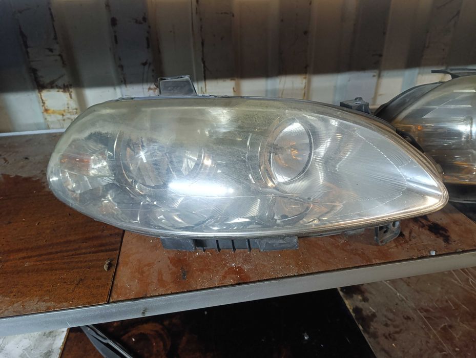 Фар десен за Фиат Крома  / FIat Croma  2005 - 2008г.