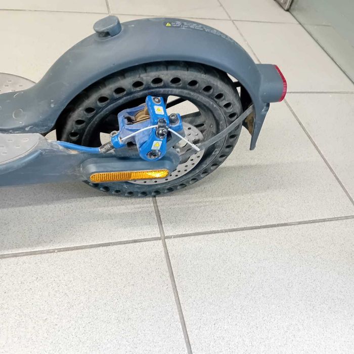 Trotineta  Xiaomi Mi Scooter 3 (ag49 Esplanada b.7959.2)Garantie 2 Ani