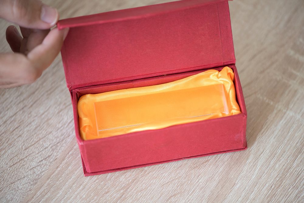 Стъклена призма, 10см