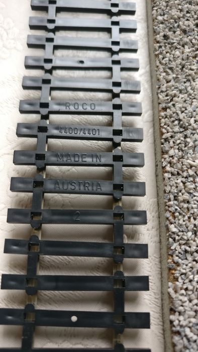 Terasamente Tillig și șine flexibilele lungi H0