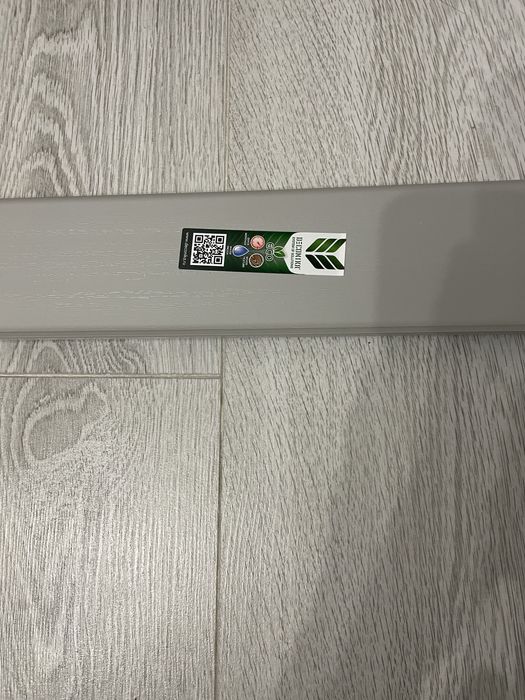 Продам новые плинтуса