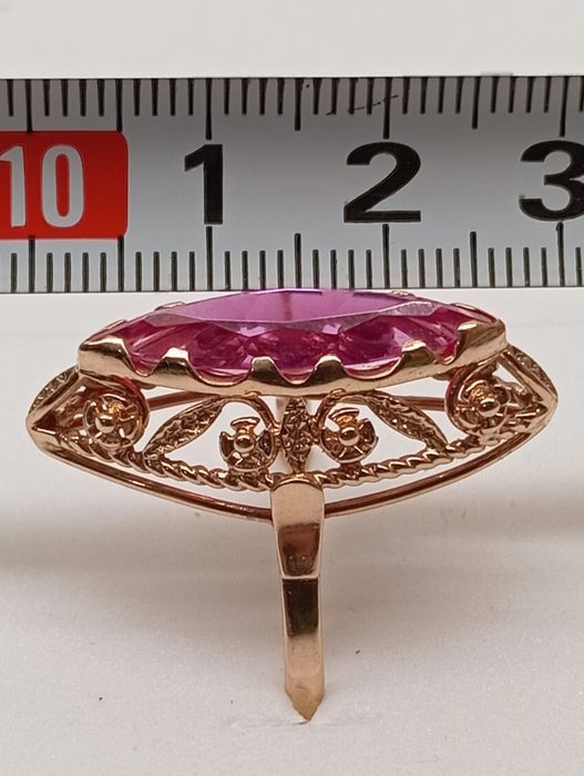 Руско злато. Пръстен