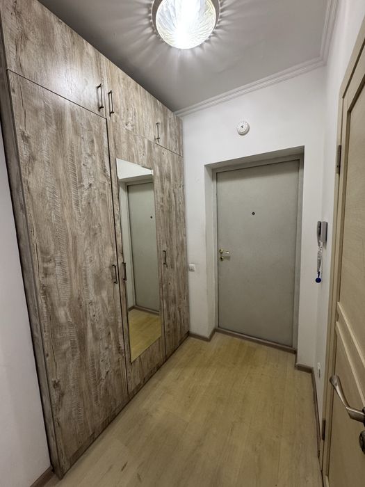 Шкаф для прихожей