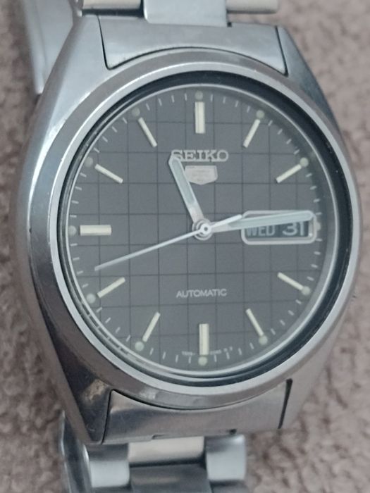 Ръчен часовник seiko 5