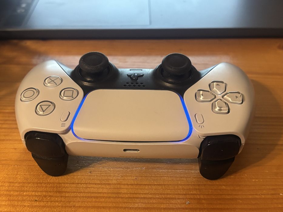 Контролер DualSense за Playstation 5