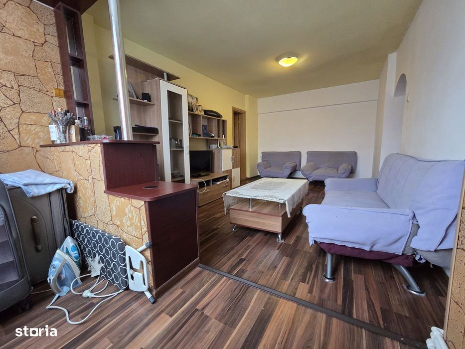 Vanzare apartament 3 camere Tiglina1 renovat