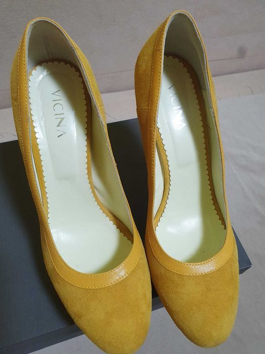 pantofi de dama din piele intoarsa