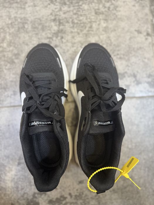 Продам кросы Nike