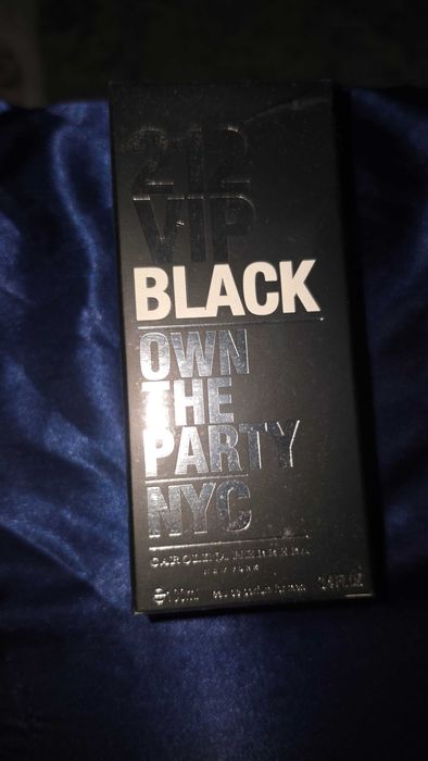 Parfum Carolina Herrera - 212 VIP Black 100ml EDP