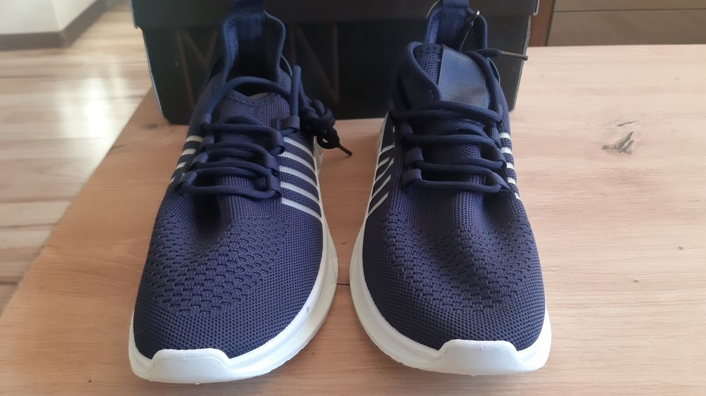 мъжки кецове сини