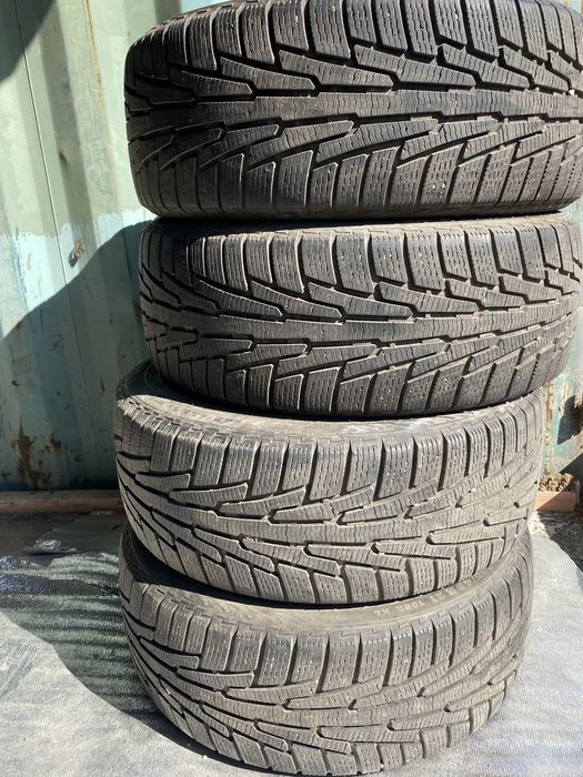 Колесо  резина комплект б/у. R 21