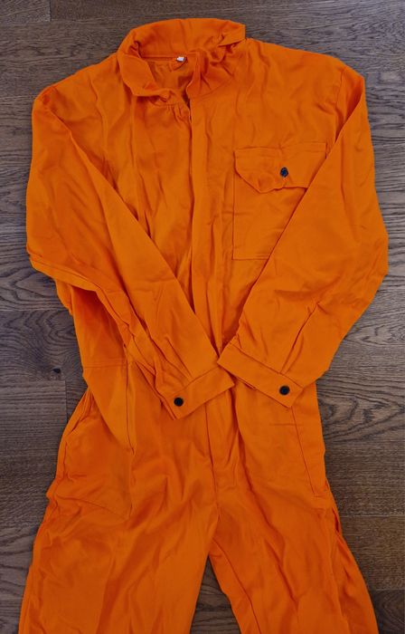 Combinezoane lucru diferite culori