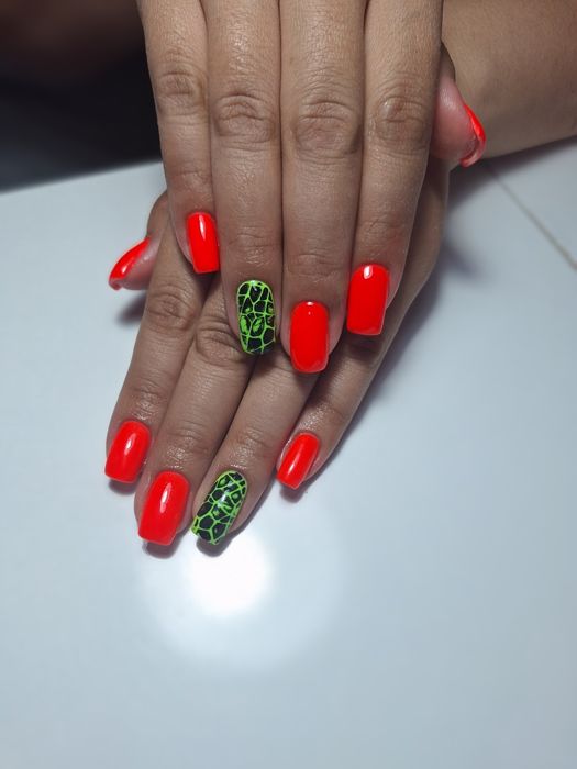 Маникюр наращивание ногтей КЖБИ