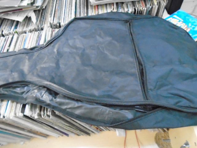 чехол для акустической гитары(новый)