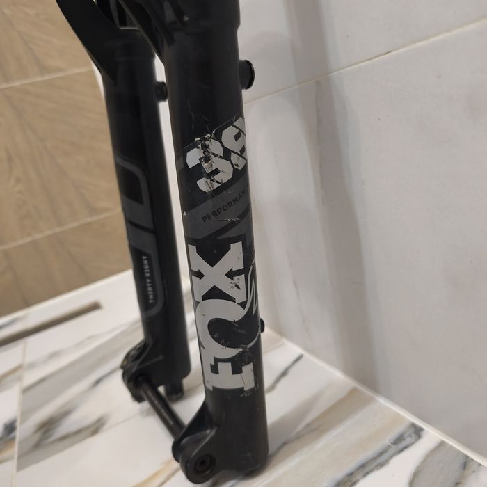 Fox 38 elite grip 1