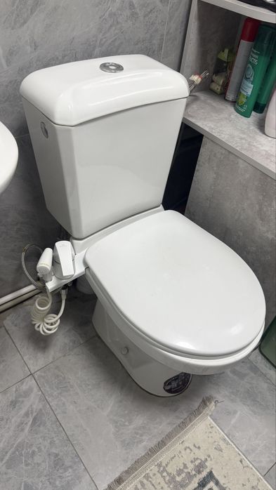 Продам раковину и унитаз