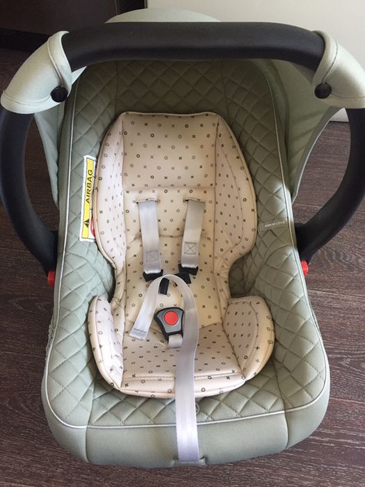 Продам автолюльку