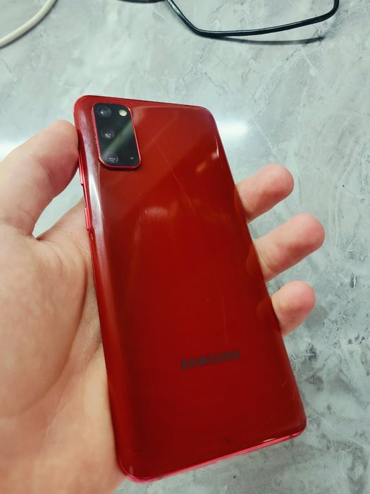 Samsung s20 8/128