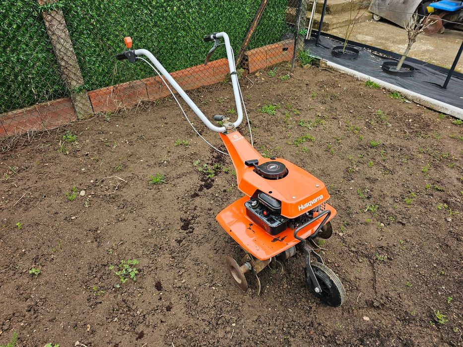 МотоФреза HUSQVARNA Перфектна.