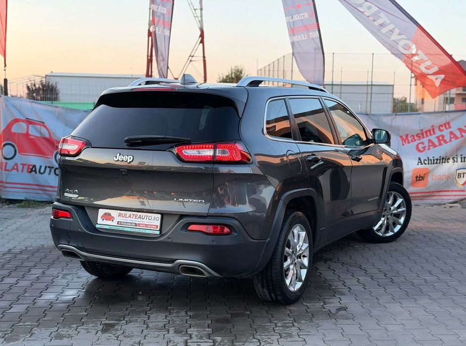 Jeep Cherokee 2016 diesel, 11.900 € — imagine 4