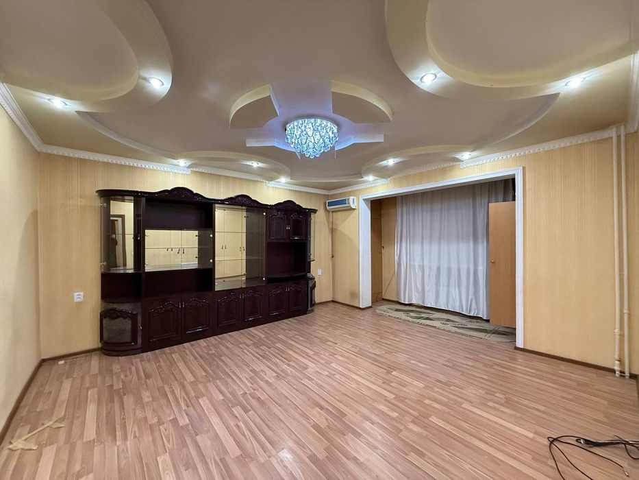 Юнусабад 8 квартал 2/4/9 
Ориентир перекресток принц