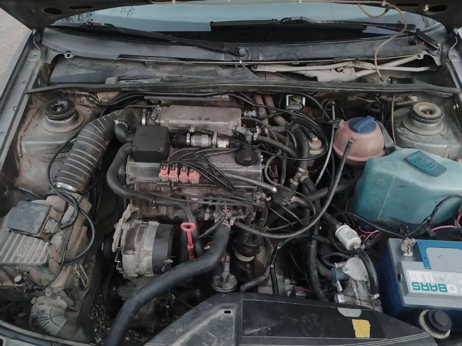 Пассат Б3 2.0 инжектор