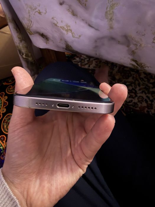 iPhone 15 pro max 256 sim sotiladi